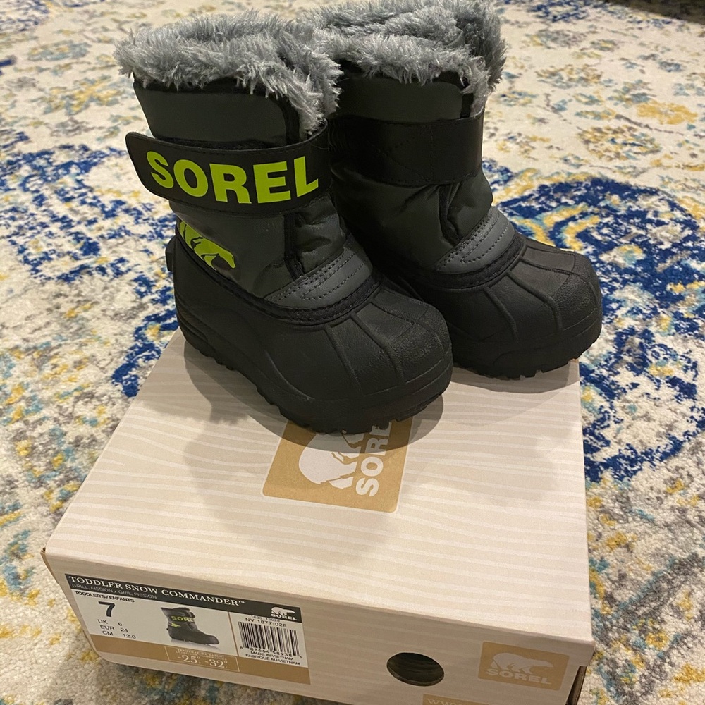 Toddler Sorel Commander boot